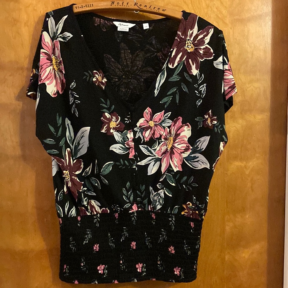 NWOT REITMANS TOP 🌿🛍